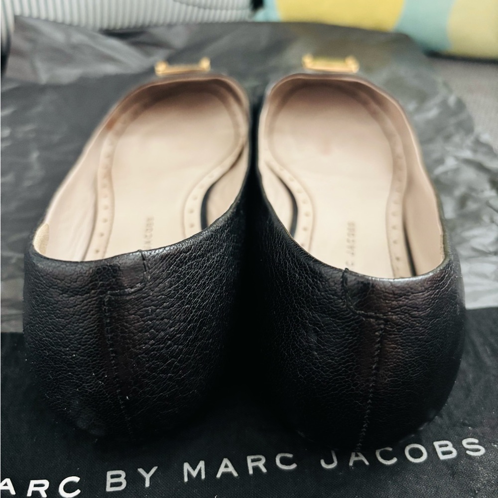 Marc by Marc Jacobs Black Leather Flats - Picture 2 of 3